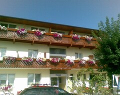 Khách sạn Hotel Hudelist (Krumpendorf, Áo)
