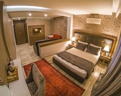 Khách sạn New AkÇaabat Hotel (Akçaabat, Thổ Nhĩ Kỳ)
