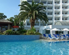 Otel Atlantica Miramare Beach (Limasol, Kıbrıs)