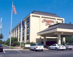 Khách sạn Hampton Inn Long Island/Commack (Brentwood, Hoa Kỳ)