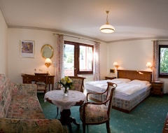 Khách sạn Hotel Zur Post (Brand-Laaben, Áo)