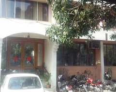 Khách sạn HOTEL DEEPSHIKHA (Dehradun, Ấn Độ)
