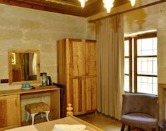 Oda ve Kahvaltı Caftan Cave Suites (Göreme, Türkiye)