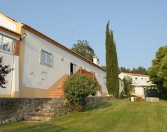 Khách sạn Quinta Encosta das Freiras - Turismo Rural (Caldas da Rainha, Bồ Đào Nha)