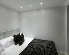 New Linden Hotel (London, United Kingdom)