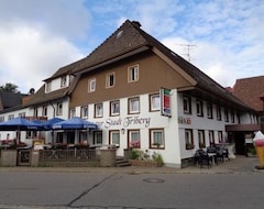 Otel Gasthaus Zur Stadt Triberg (Schonach, Almanya)