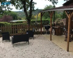 Hele huset/lejligheden Chalet Lumineux Au Coeur Du Perigord Noir (Condat-sur-Vézère, Frankrig)