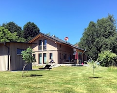 Casa/apartamento entero casa de madera maciza de lujo con piscina y sauna para 4 personas en Allgäu (Aitrang, Alemania)