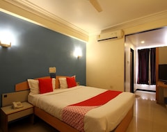 OYO 23182 Hotel Dhammanagi Comforts (Hubli, Indija)