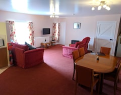 Hotel Spacious And Warm Cottage Set In Beautiful Teesdale On A Working Sheep Farm (Barnard Castle, United Kingdom)