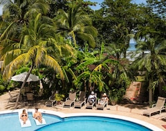 Khách sạn The Coast Beachfront Hotel (Playa Tamarindo, Costa Rica)