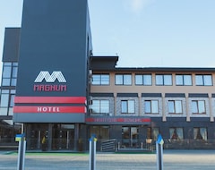 Hotel Magnum (Berehove, Ukraine)