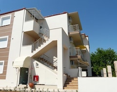 Aparthotel Golden Suites (Paralia Ofriniou, Grecia)