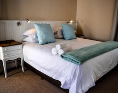 Hotel Browns 137 High Street (Grahamstown, South Africa)