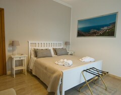 Khách sạn Panoramic Rooms Salerno (Salerno, Ý)