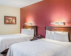 Otel Relax & Unwind! 2 Roomy Units, Short Drive To Old Ship Street Historic District! (Saugus, ABD)