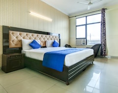 City Stay Hotel 51 (Noida, India)