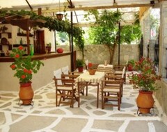 Hotel Kristal (Skala Prinos, Greece)