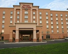 Hotel Hampton Inn & Suites by Hilton Brantford (Brantford, Canadá)