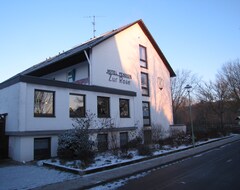 Otel Zur Rose (Bad Bevensen, Almanya)