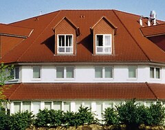 Khách sạn NKF (Springe, Đức)