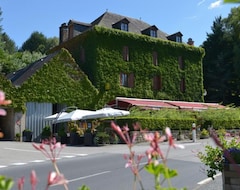 Hotel Logis - La Brasserie (Treignac, France)