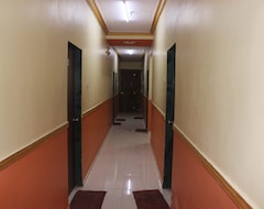 Otel Kalpavruksha Lodge (Navi Mumbai, Hindistan)