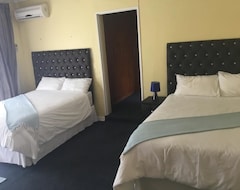 Guesthouse Sleep Easy Guest House (Newcastle, South Africa)