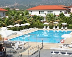 Khách sạn King's House Hotel Resort (Mascali, Ý)