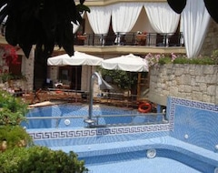 Khách sạn Giannis & Fotini (Afytos, Hy Lạp)