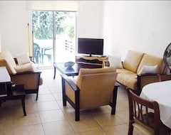 Casa/apartamento entero Apartamento de 2 habitaciones en Mandria, con acceso a piscina y WiFi (Koúklia, Chipre)