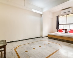 Oyo 41941 Hotel Shivganga Classic (Nashik, Hindistan)
