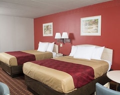 Khách sạn Spencer Inn & Suites (Spencer, Hoa Kỳ)