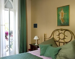 Oda ve Kahvaltı Sweet Suite V&V (Pompei, İtalya)