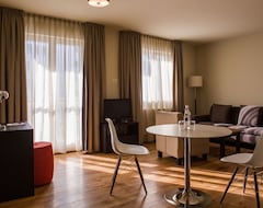 Hotel Mondrian Suites Berlin am Checkpoint Charlie (Berlin, Germany)