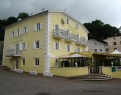 Hotel Zum weißen Rössl (Sluderno, Italija)
