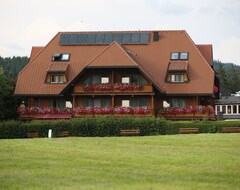 Pansiyon Hotel Sonne Garni (Hinterzarten, Almanya)