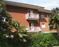 Otel Villa Arianna (Riva del Garda, İtalya)