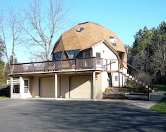 Toàn bộ căn nhà/căn hộ Dome Sweet Dome - Fully Furnished Home (Afton, Hoa Kỳ)