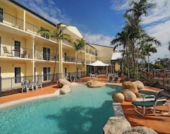 Khách sạn Cairns Queenslander Hotel & Apartments (Cairns, Úc)