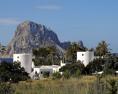 Khách sạn Calador - Ibiza (Cala Carbó, Tây Ban Nha)