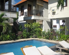 Khách sạn Lucky Paradise Bungalows (Amed, Indonesia)