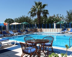 Khách sạn Hotel Turgutreis Blue (Turgutreis, Thổ Nhĩ Kỳ)