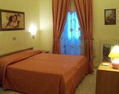 Hotel Pensione Romeo (Bari, Italija)