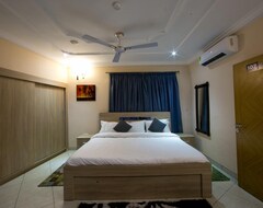 Khách sạn Bays Luxury Lodge (Accra, Ghana)