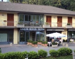 Khách sạn Cavaria (San Fedele Intelvi, Ý)
