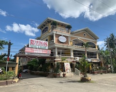 Hotel Rufina'S Leisure Center (Tagum, Filipini)