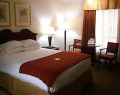 Khách sạn Best Western Plus Galleria Inn & Suites (Cheektowaga, Hoa Kỳ)