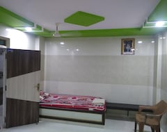 Khách sạn Sree Guru Sannidhi (Adoni, Ấn Độ)