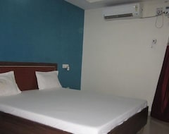 Khách sạn Sri Gokulam Guest House A/C (Cuddalore, Ấn Độ)